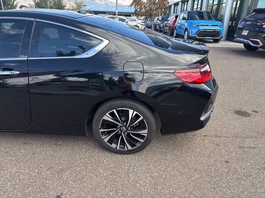 2016 Honda Accord EX photo 8