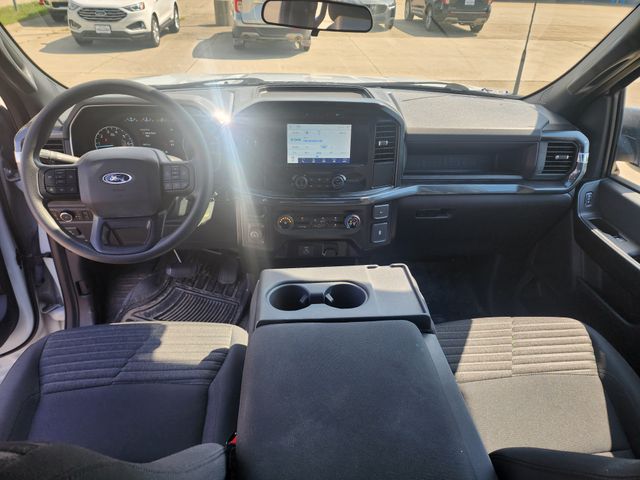 2022 Ford F-150 XL photo 2