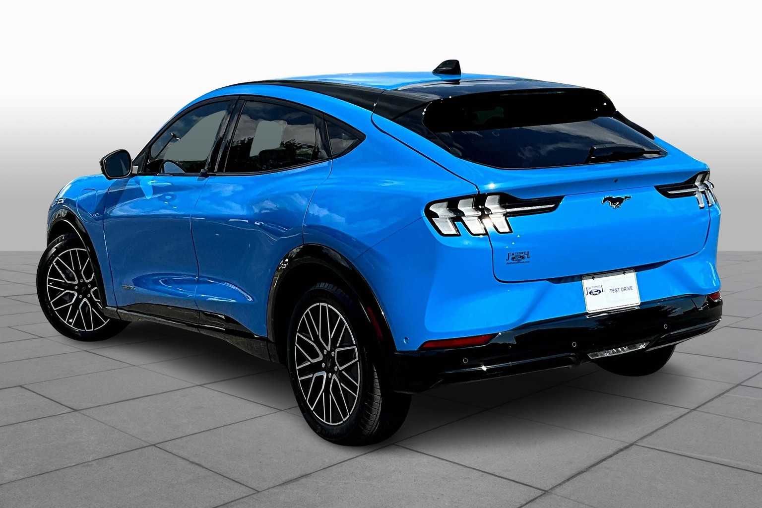 2024 Ford Mustang Mach-E Premium photo 10