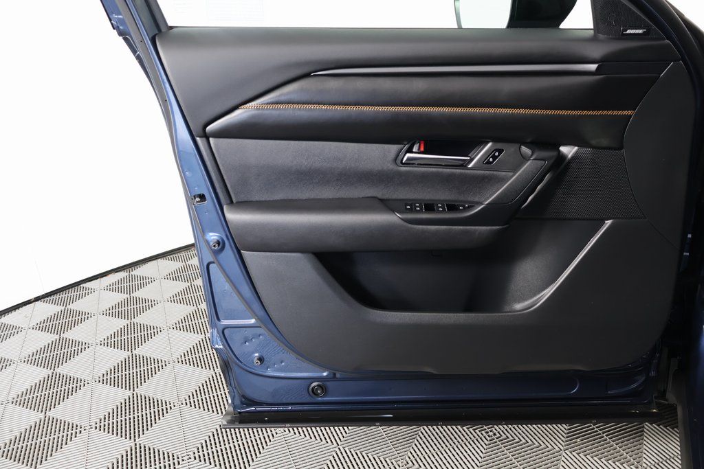 2025 Mazda CX-50 2.5 Premium Plus photo 10