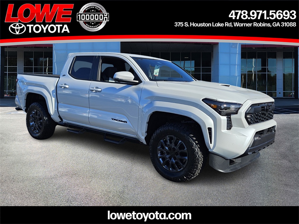 2026 Toyota Tacoma TRD Sport's photo