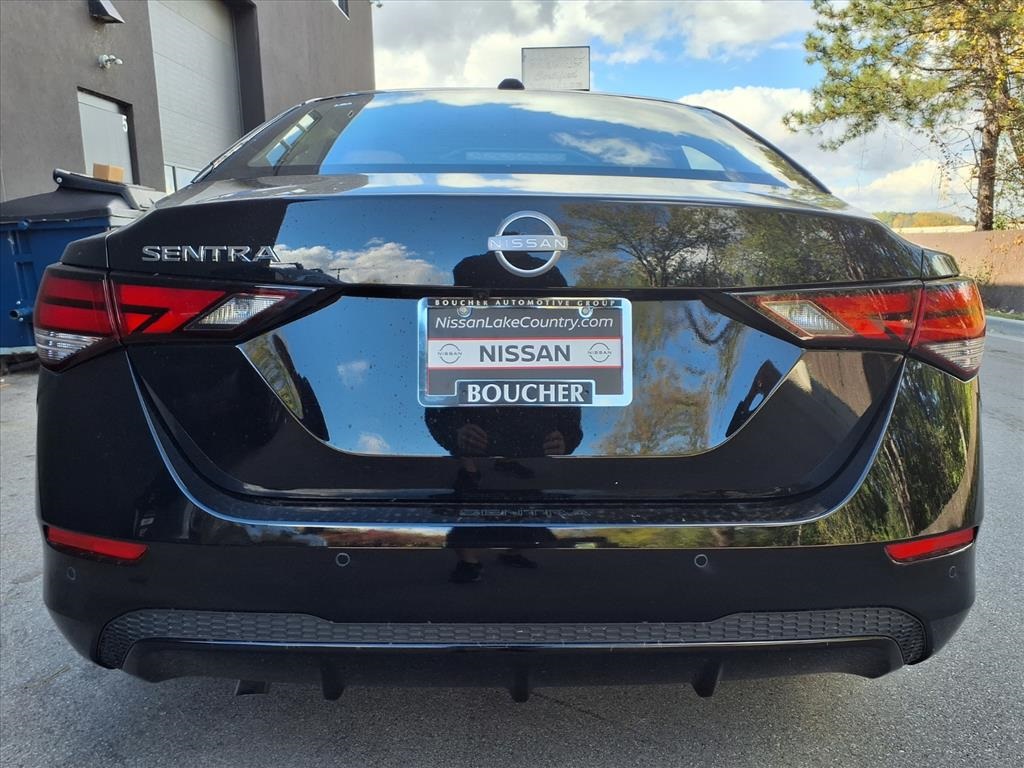 2025 Nissan Sentra SV photo 4