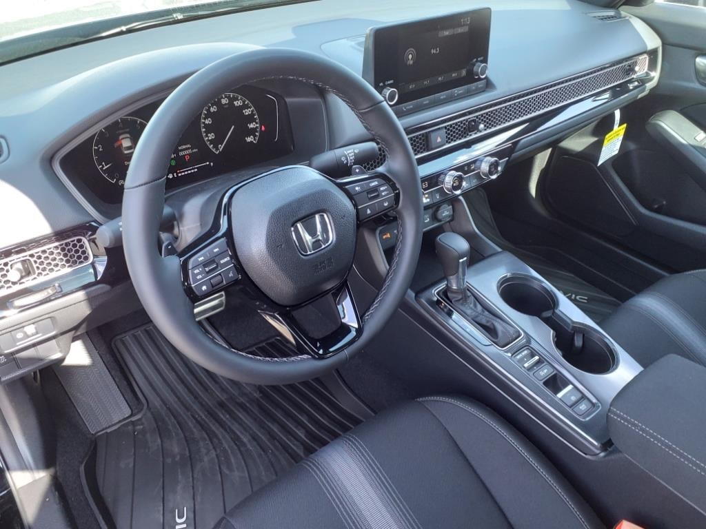 2025 Honda Civic Sport photo 8
