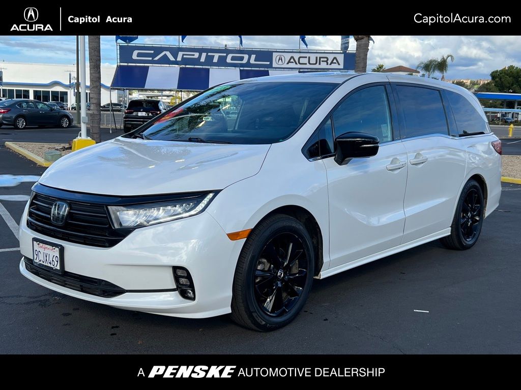 2023 Honda Odyssey SPORT's photo