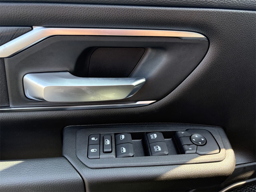 2025 Ram 1500 Big Horn photo 15