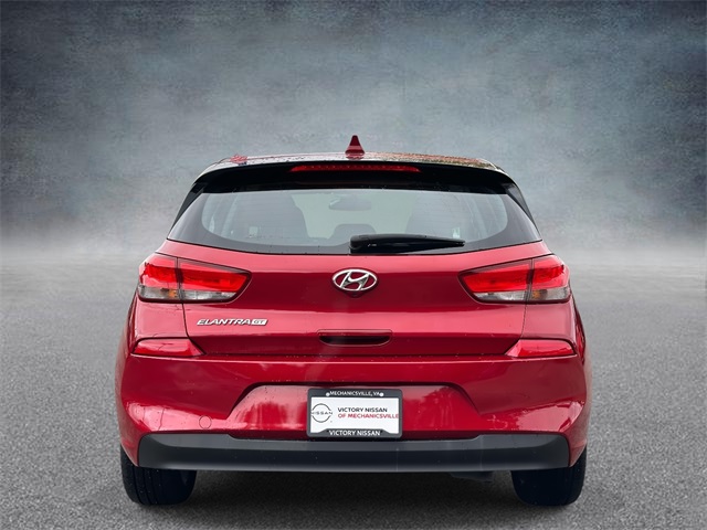 2018 Hyundai Elantra GT Base photo 3
