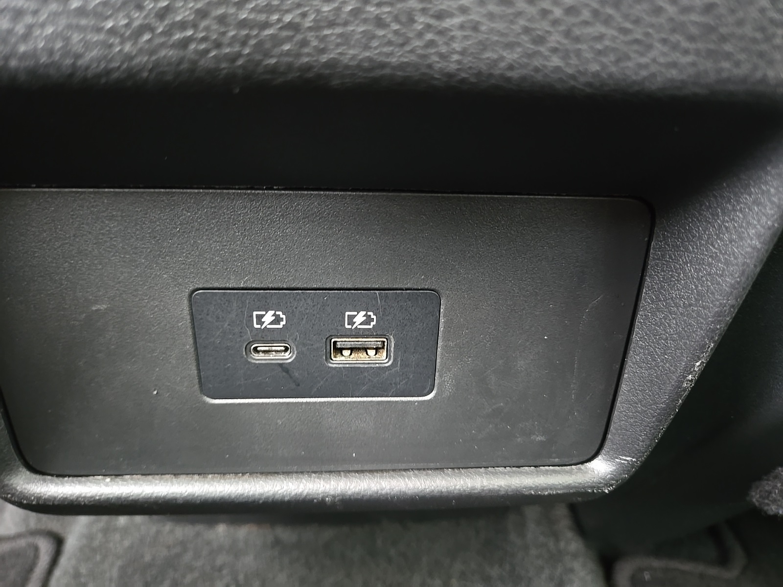 2023 Nissan Rogue SV photo 29