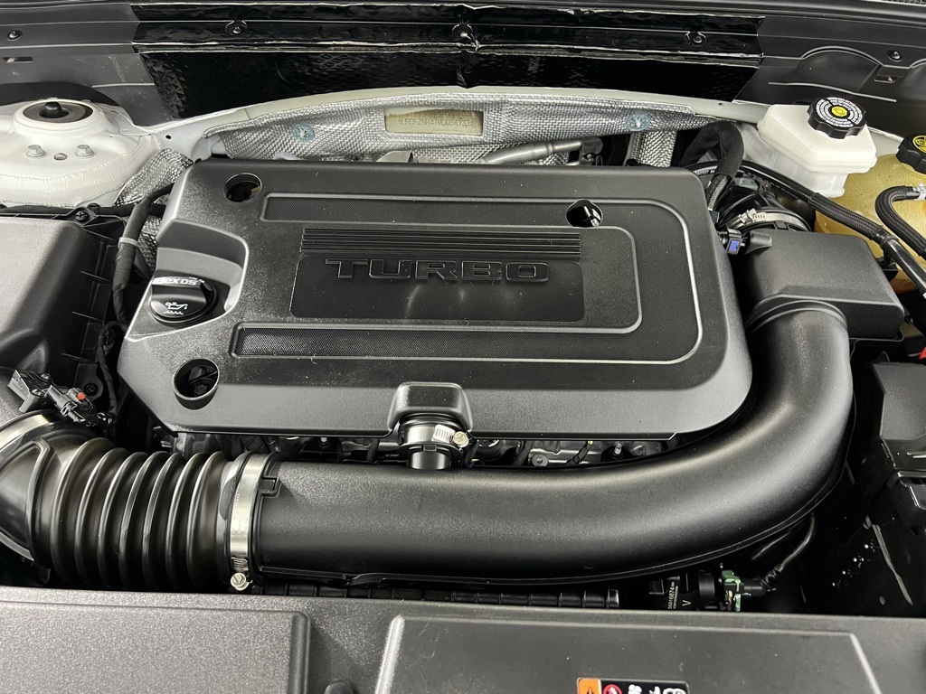 2021 Buick Envision Essence photo 27