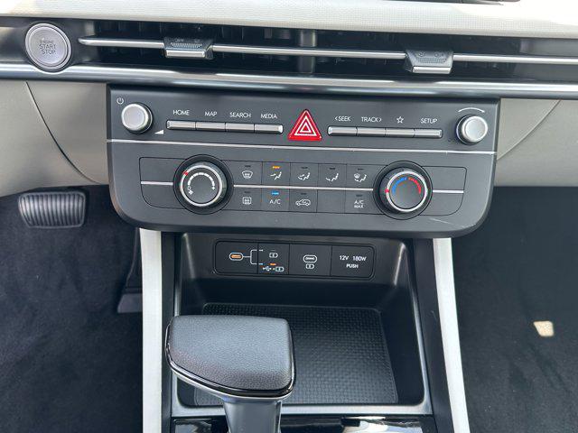 2025 Hyundai Tucson SE photo 26