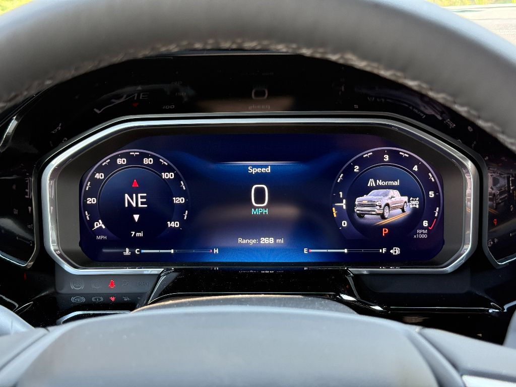 2026 Chevrolet Silverado 1500 RST photo 2