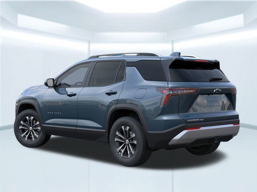 2026 Chevrolet Equinox LT photo 2