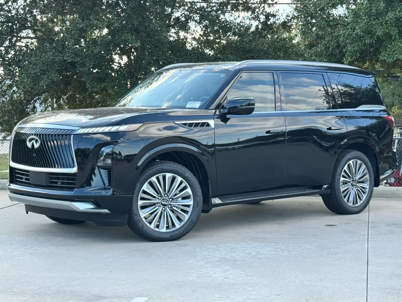 2026 INFINITI QX80 Luxe's photo