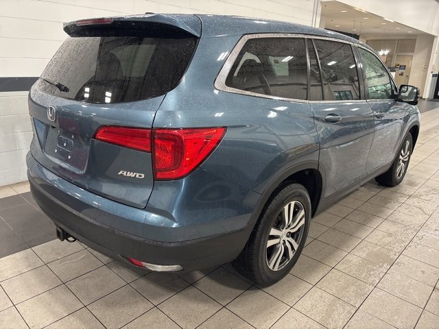2017 Honda Pilot EX-L photo 4