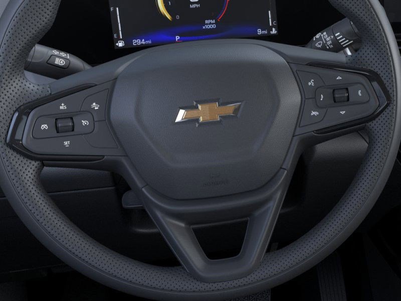 2025 Chevrolet Trax LT photo 17