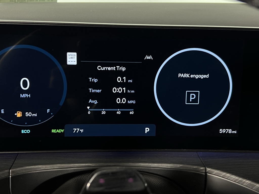 2025 Hyundai Santa Fe photo 14