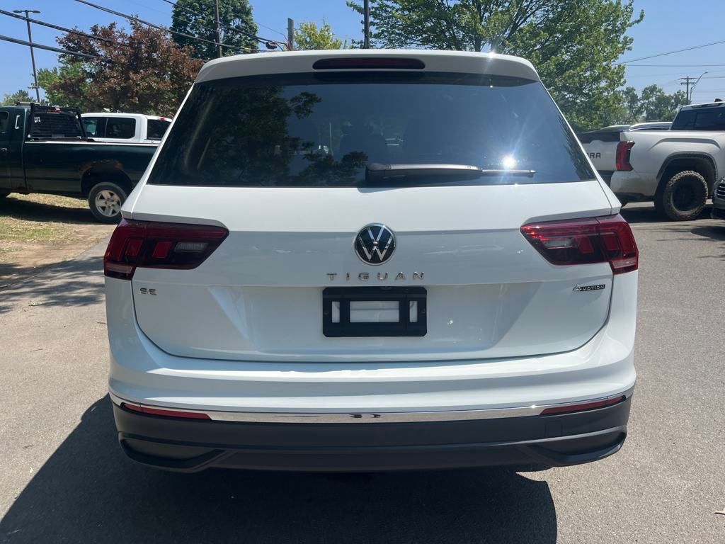 2022 Volkswagen Tiguan SE photo 5