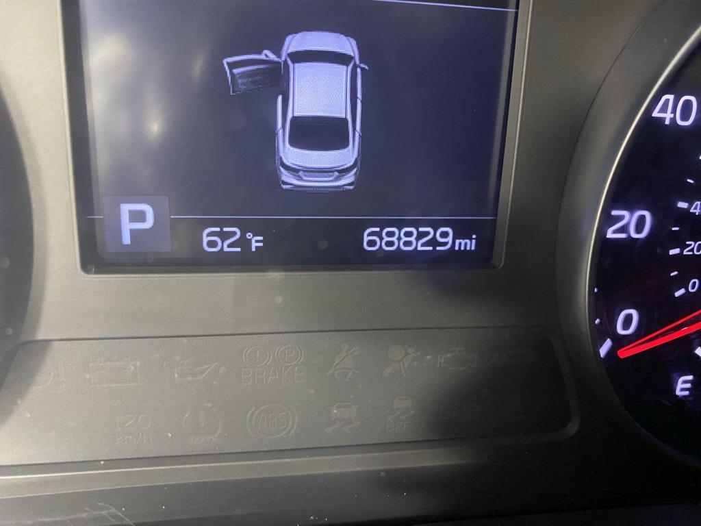 2019 Kia Forte LXS photo 18