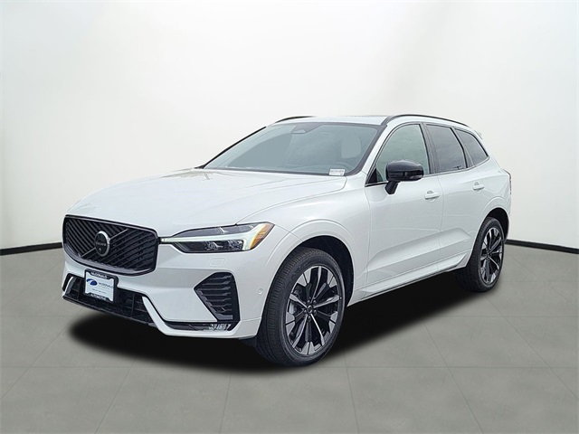 2026 Volvo XC60 Plus's photo
