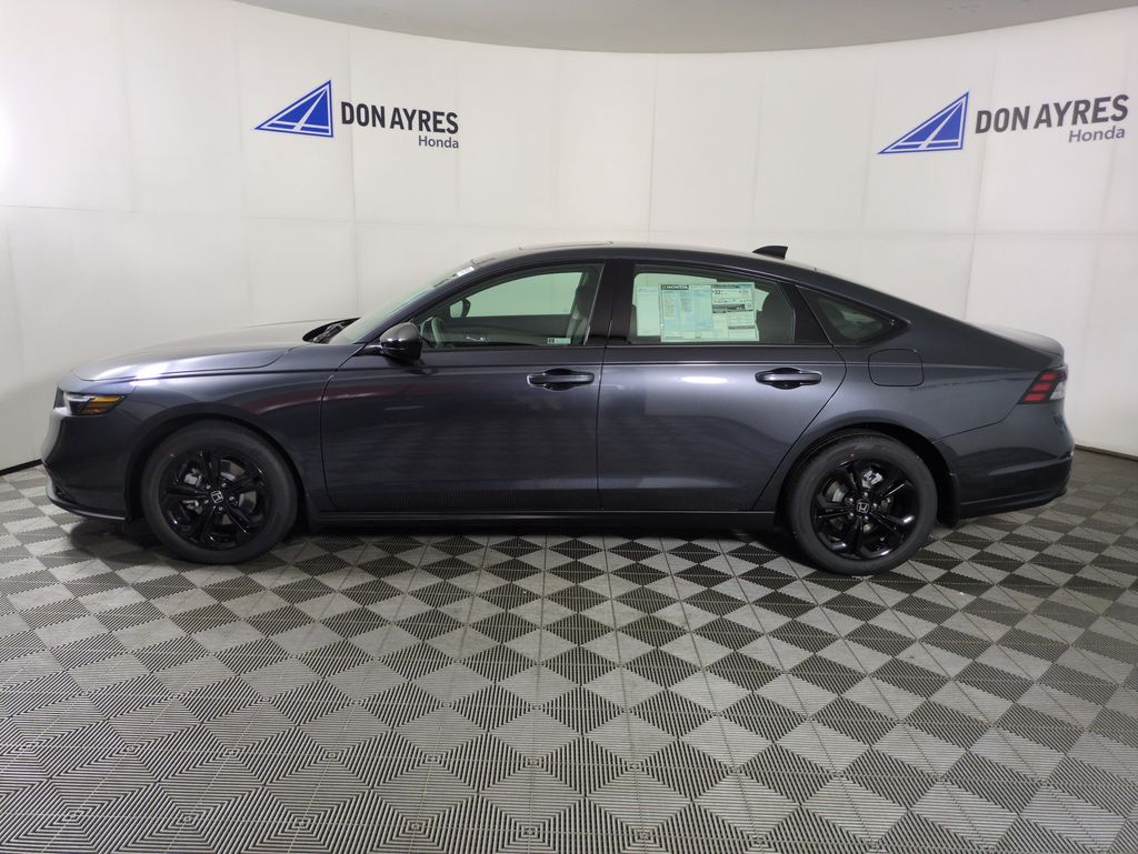 2025 Honda Accord SE photo 2