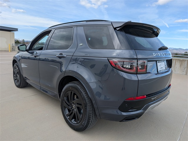 2025 Land Rover Discovery Sport S photo 3