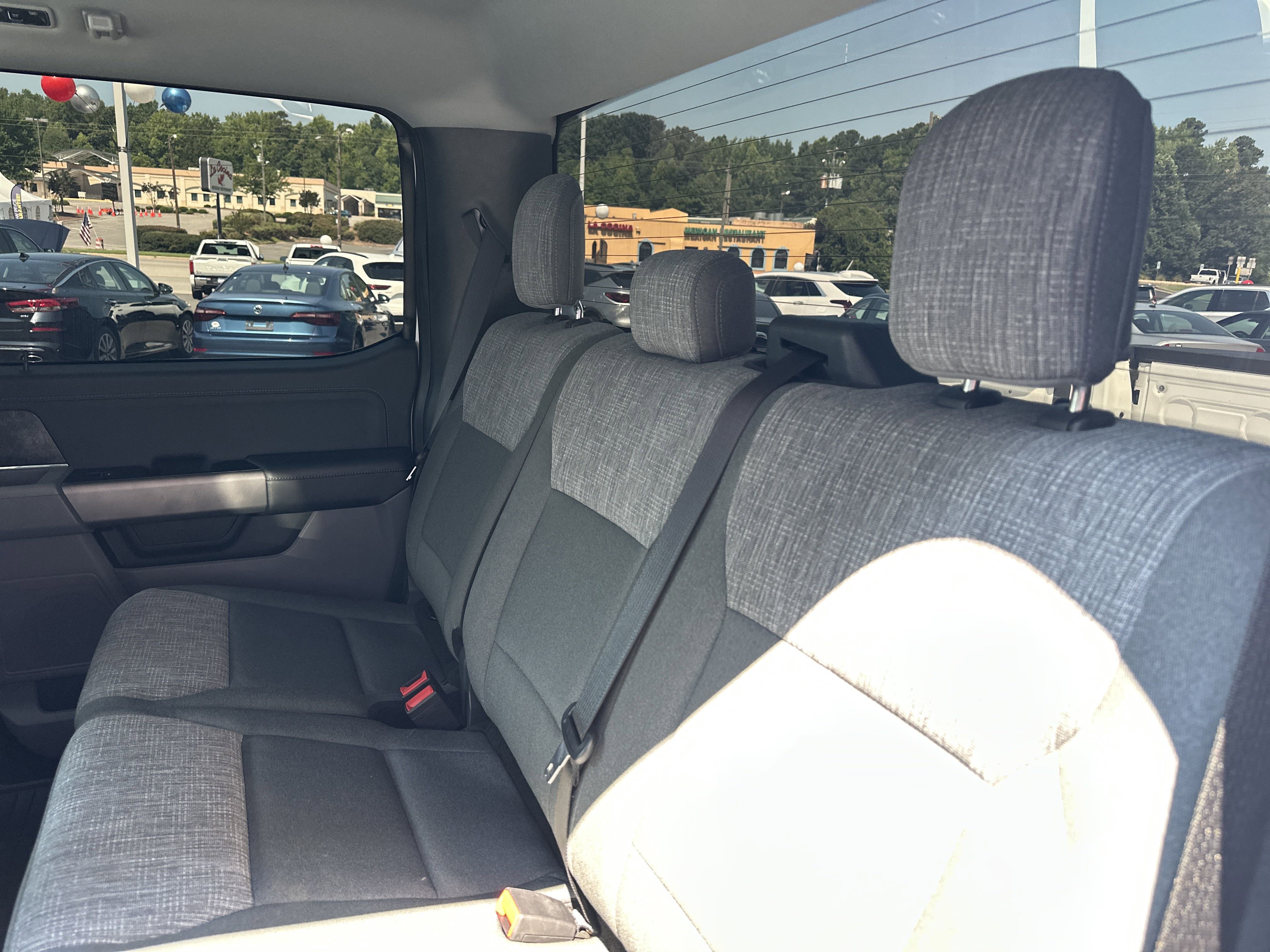2021 Ford F-150 XLT photo 8