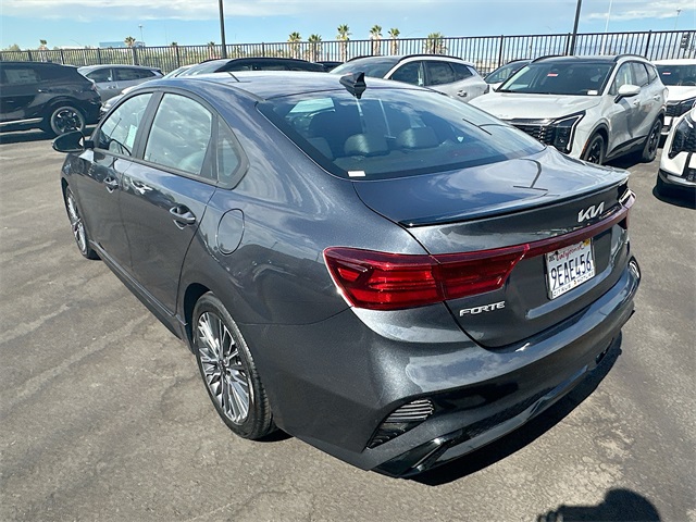 2023 Kia Forte GT-Line photo 2