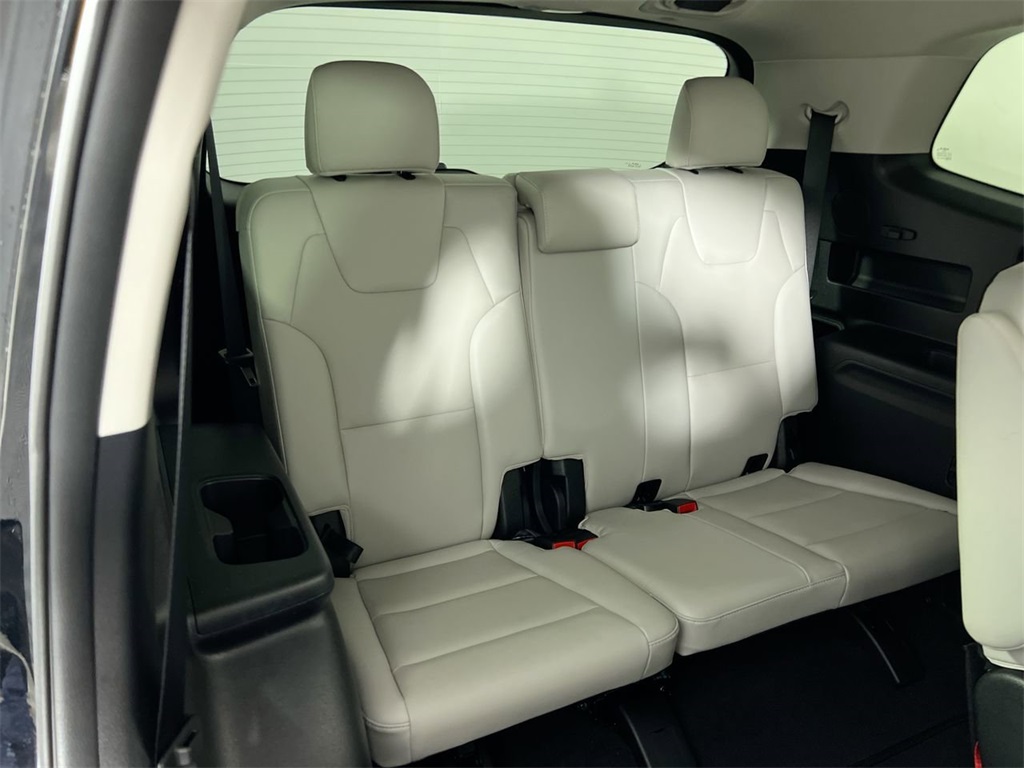 2025 Kia Telluride S photo 25