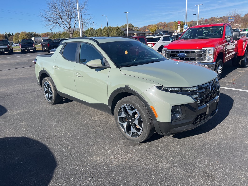 2022 Hyundai Santa Cruz Limited photo 2