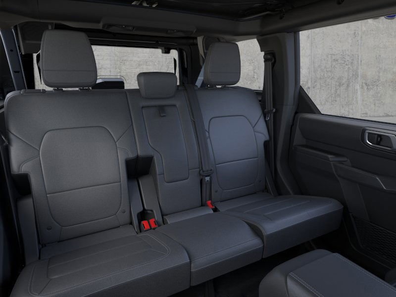 2025 Ford Bronco Outer Banks photo 11