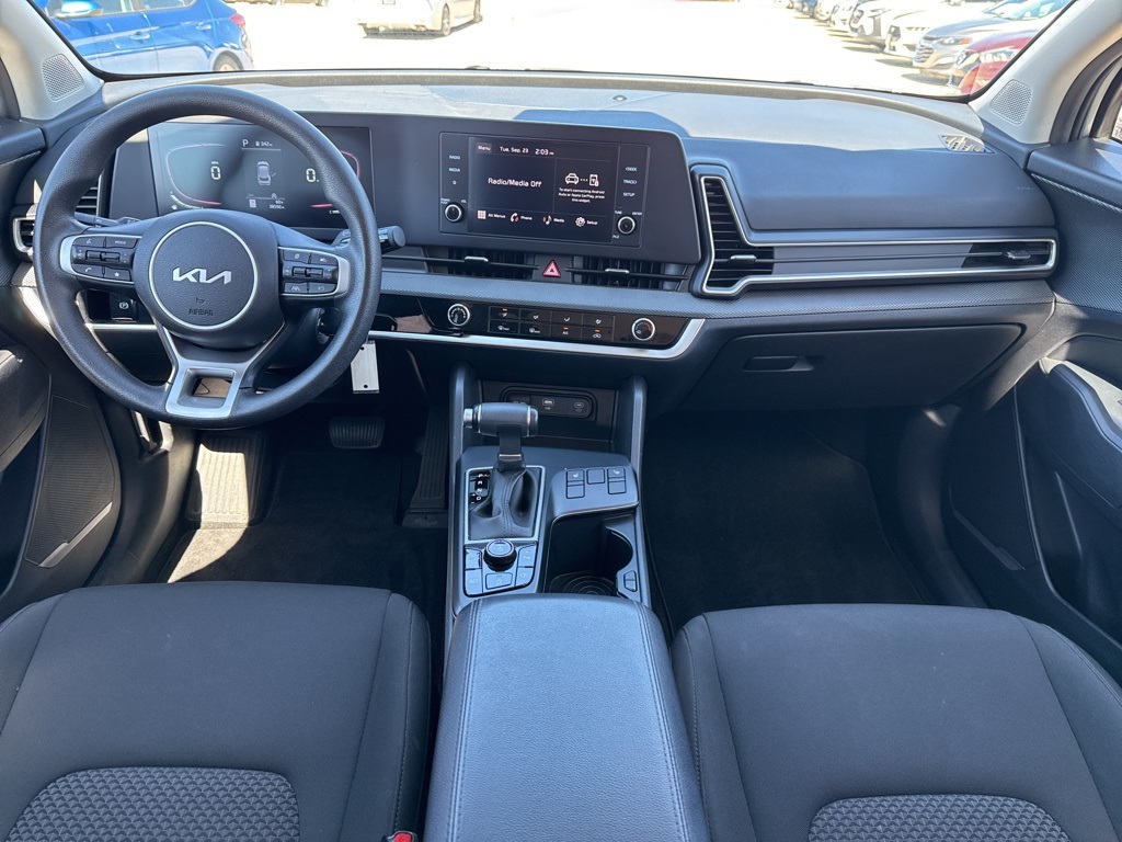 2024 Kia Sportage LX photo 19