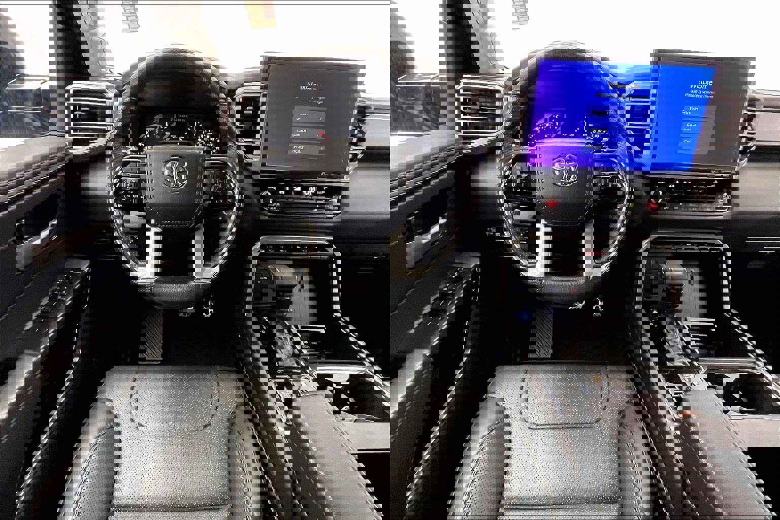 2023 Toyota Tundra Limited photo 4