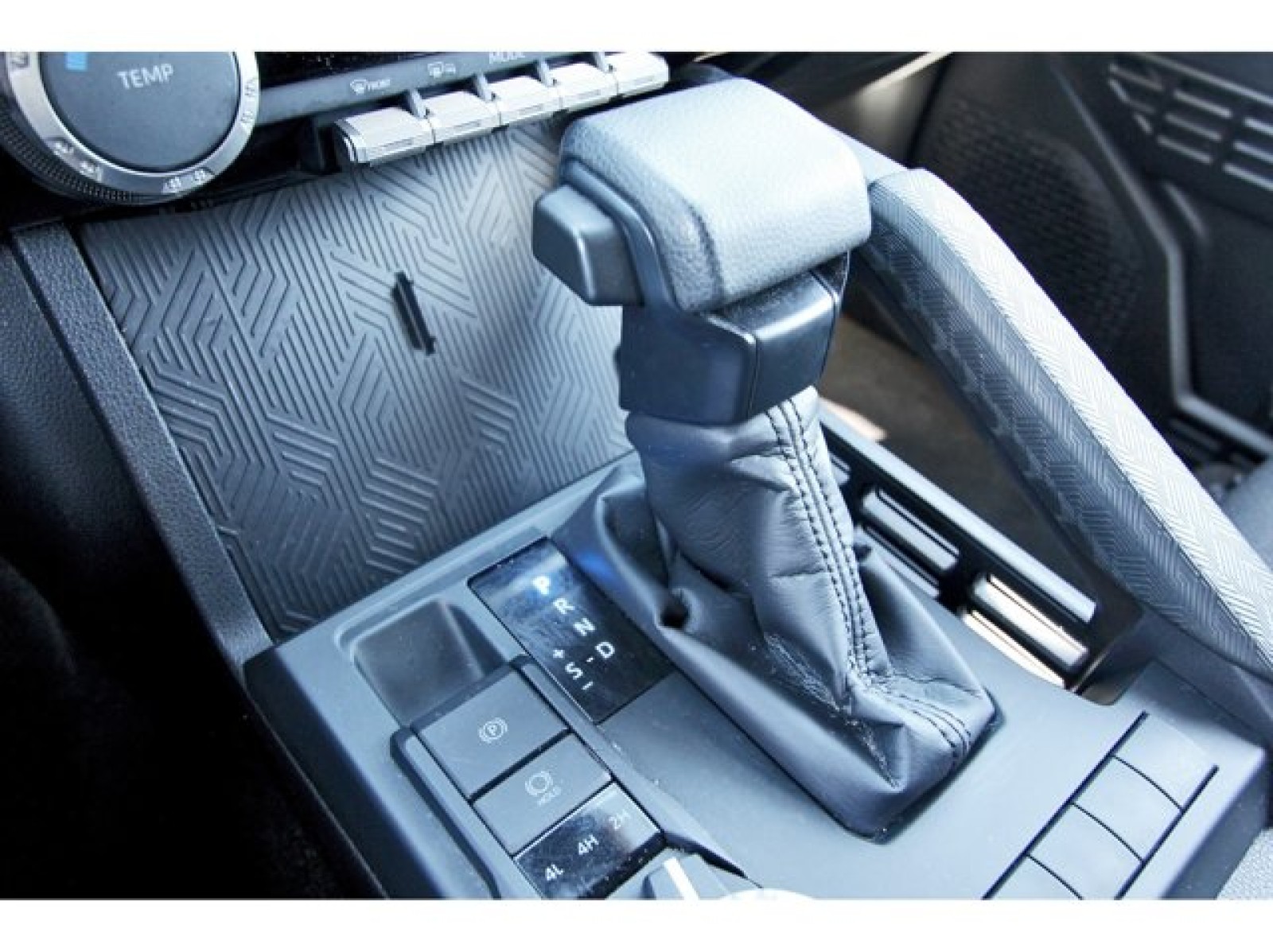 2025 Toyota 4Runner SR5 Black at Robbins Nissan