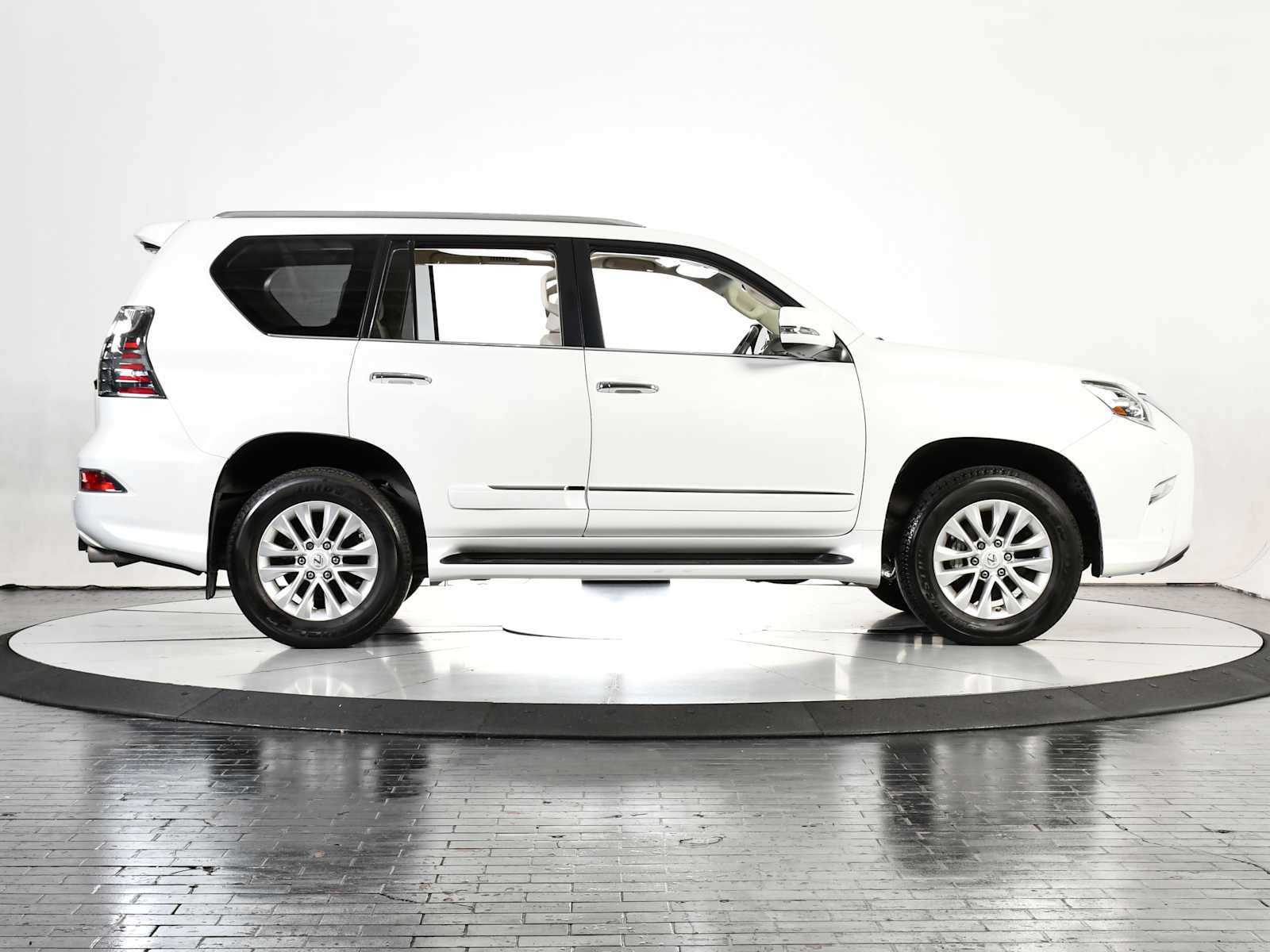 2019 Lexus GX 460 Premium photo 5