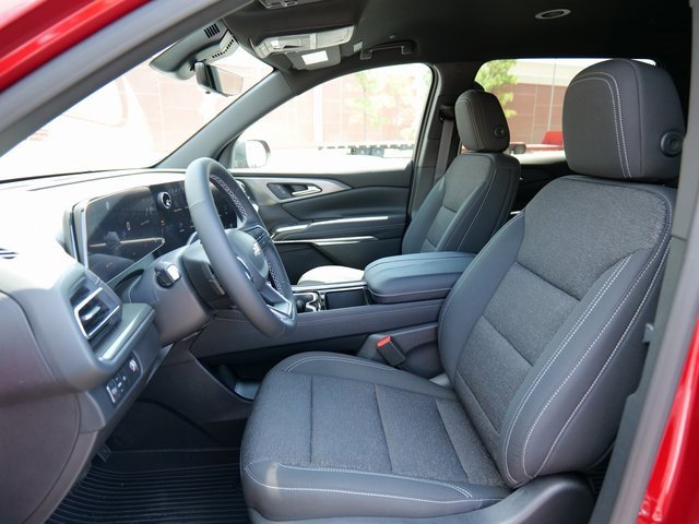 2026 Chevrolet Traverse photo 7