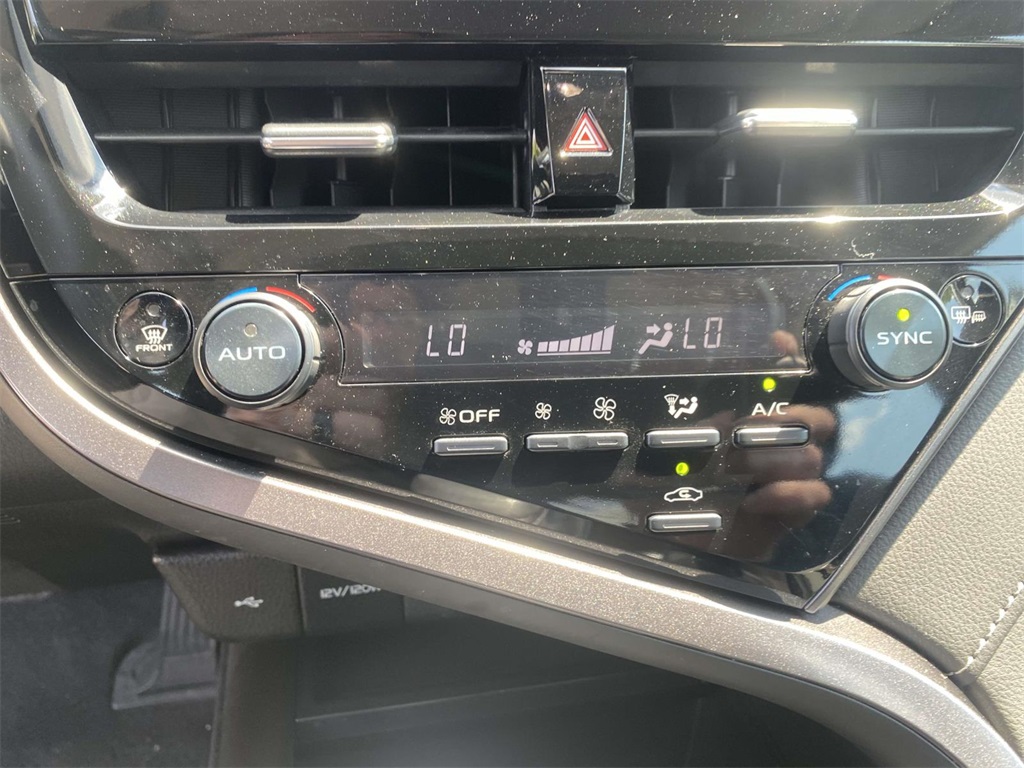 2024 Toyota Camry SE photo 22