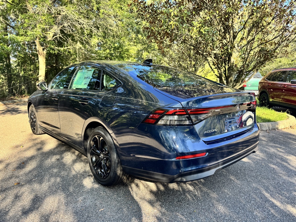 2025 Honda Accord SE photo 4