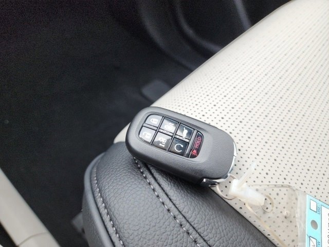 2026 Honda Odyssey Elite photo 31