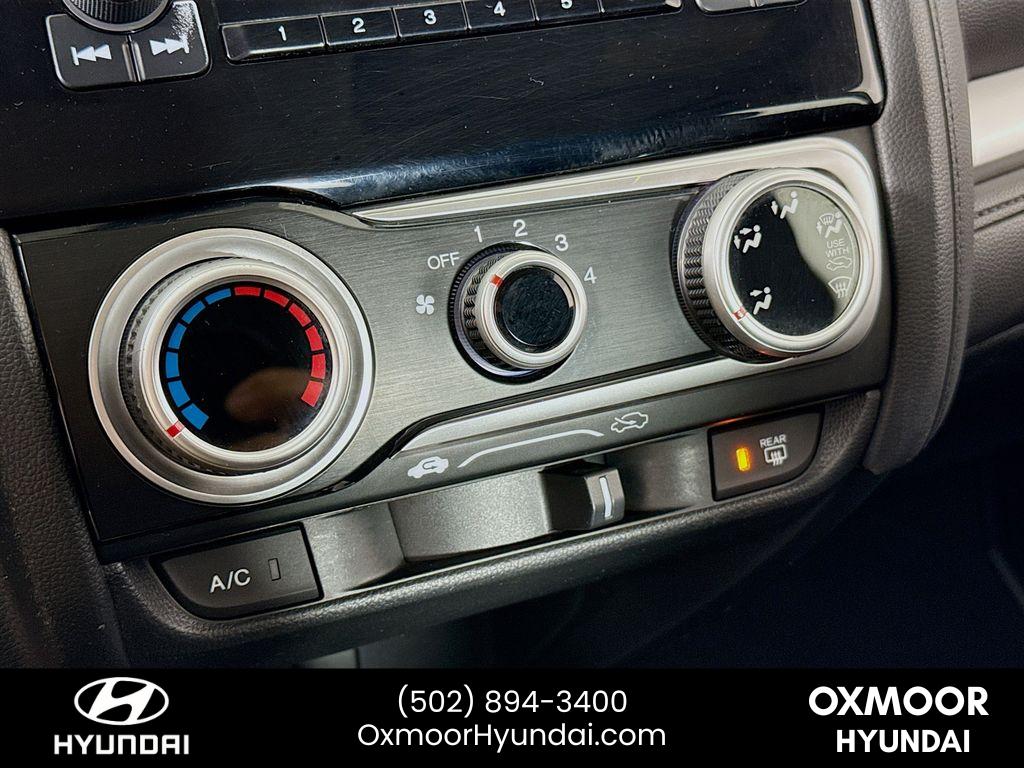 2015 Honda Fit LX photo 15