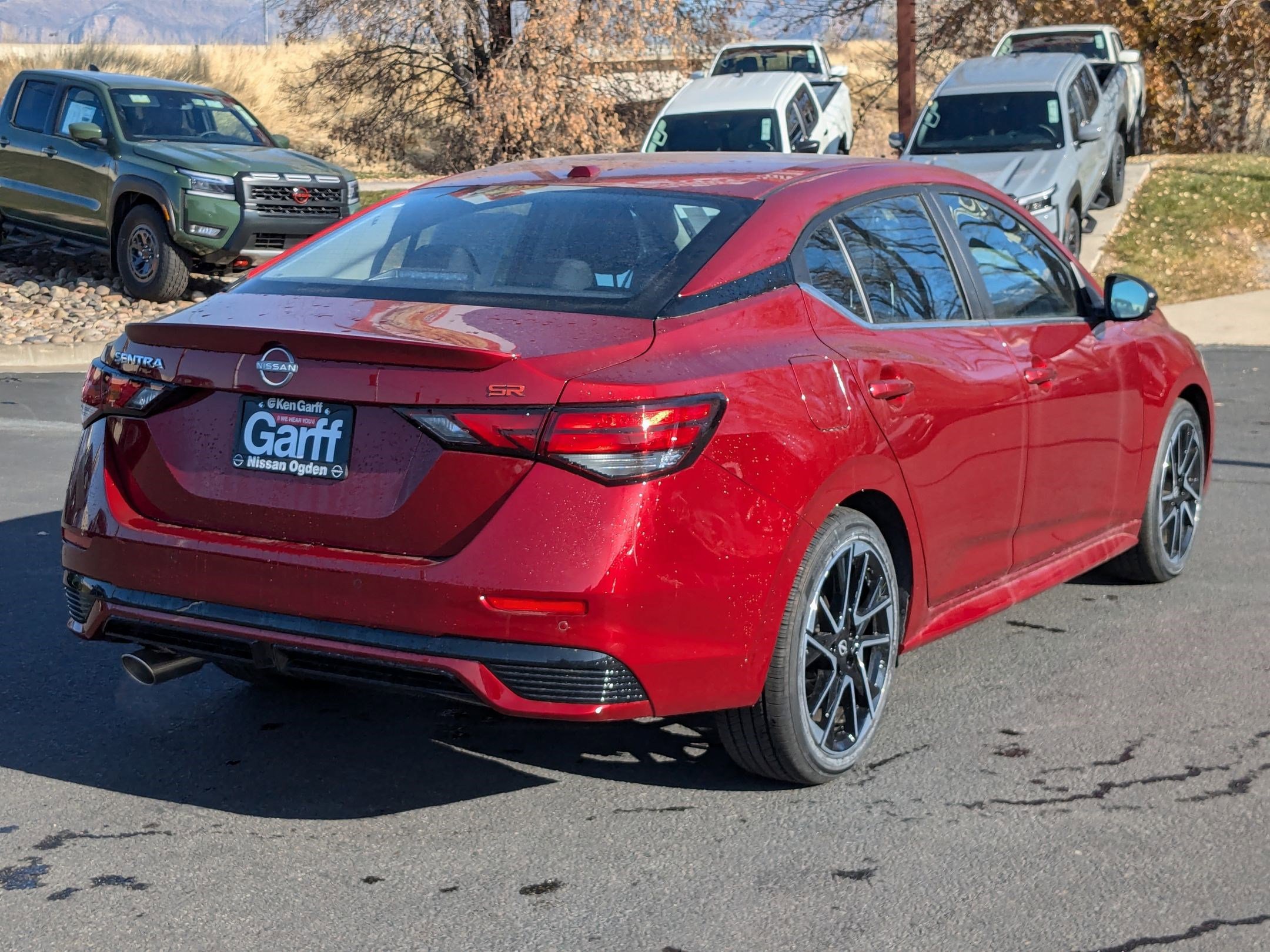 2025 Nissan Sentra SR photo 3