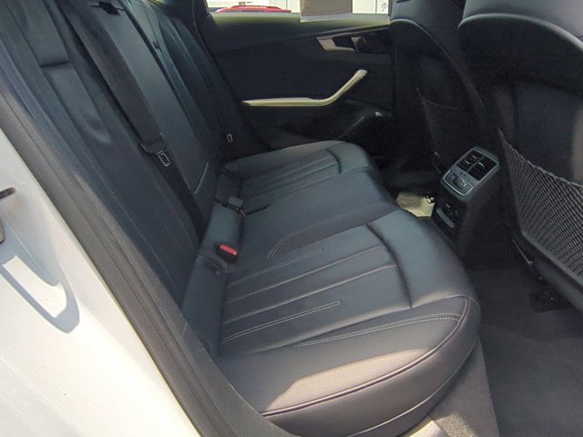 2024 Audi A4 45 S line Premium Plus photo 17