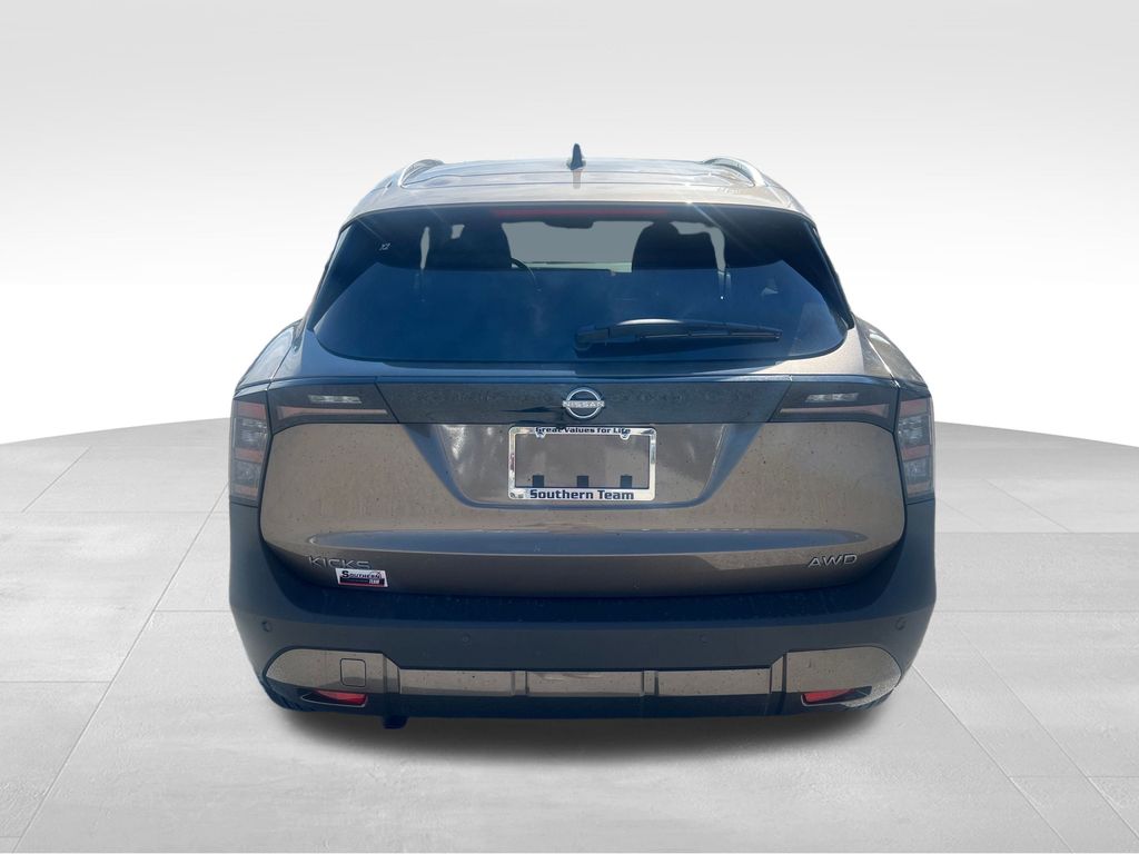 2026 Nissan Kicks SV photo 4
