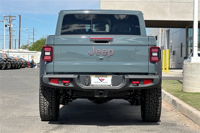 2025 Jeep Gladiator Rubicon photo 4