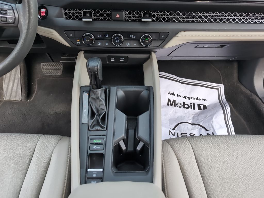 2023 Honda Accord EX photo 17