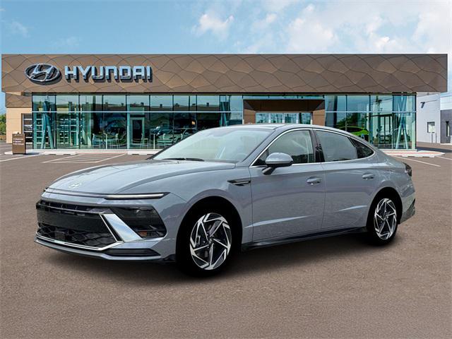 2026 Hyundai Sonata SEL Sport photo 2