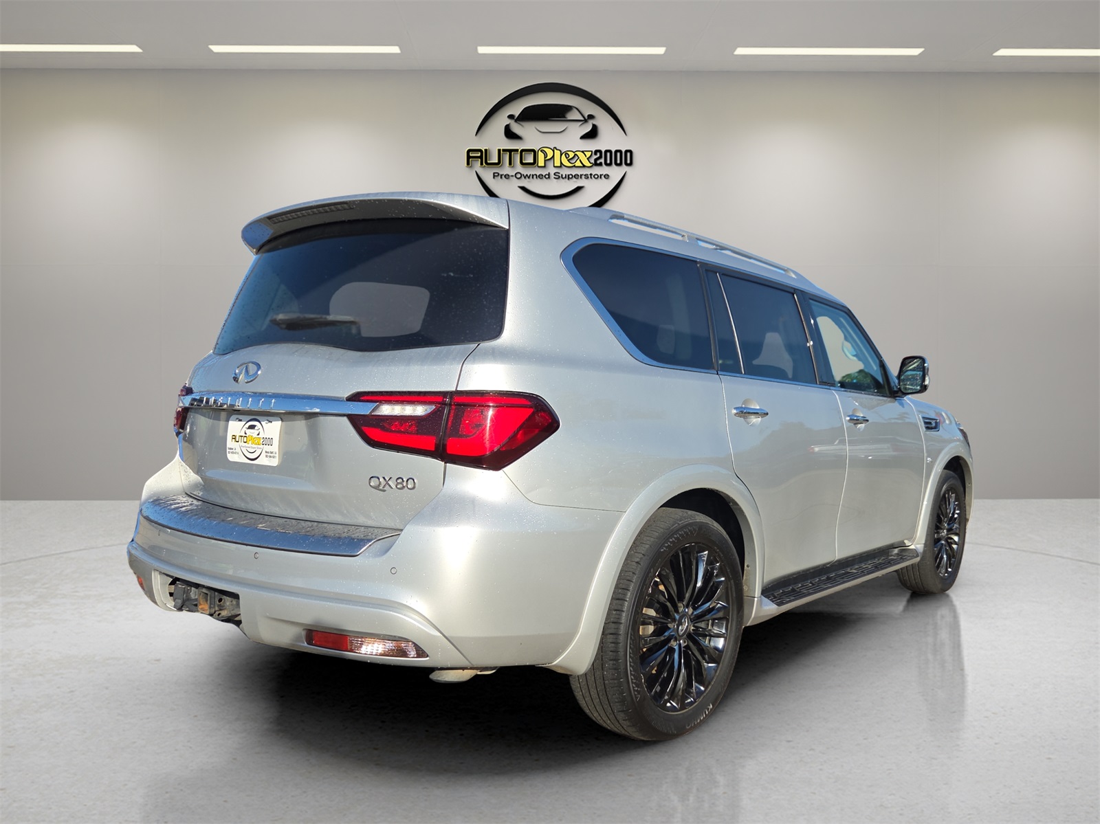 2019 Infiniti QX80 Base photo 7