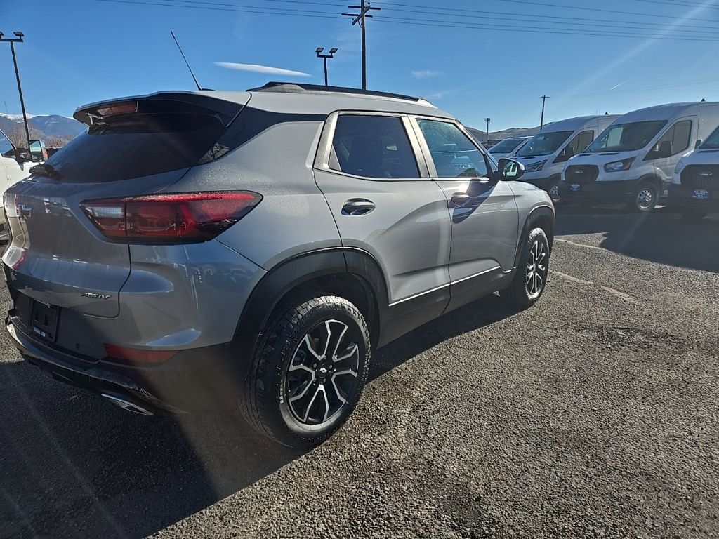 2025 Chevrolet Trailblazer ACTIV photo 3