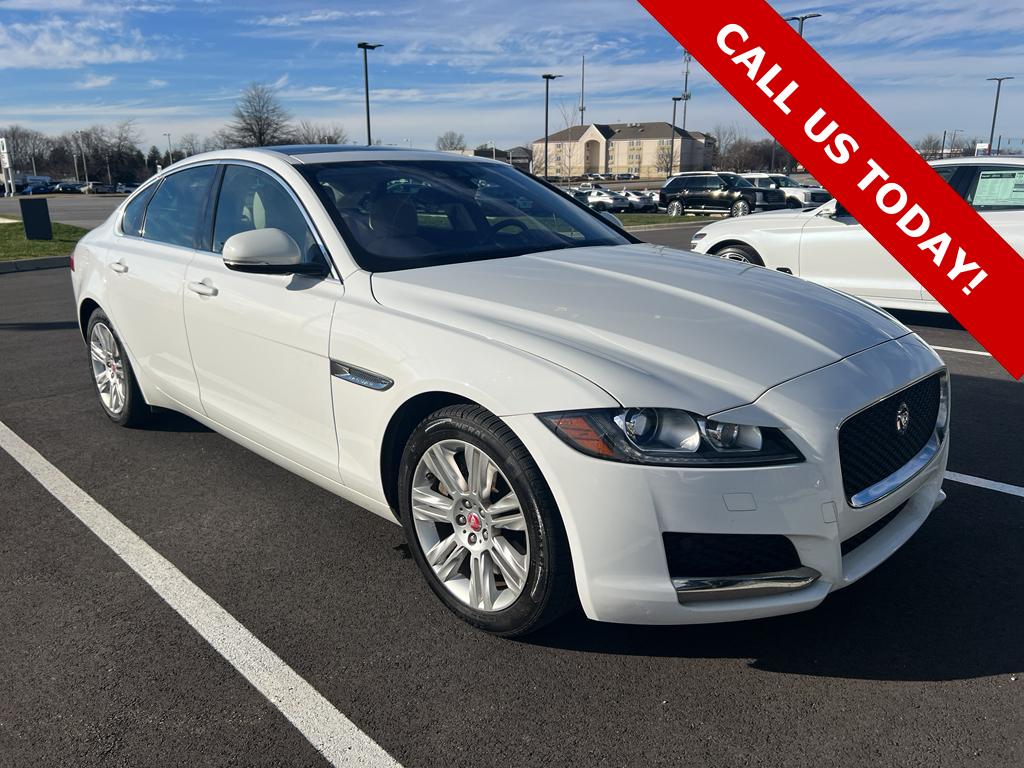 2016 Jaguar XF Prestige's photo