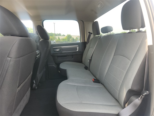2022 Ram 1500 Classic SLT photo 11