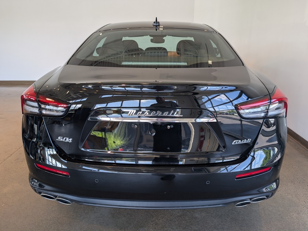 2021 Maserati Ghibli S Q4 photo 4