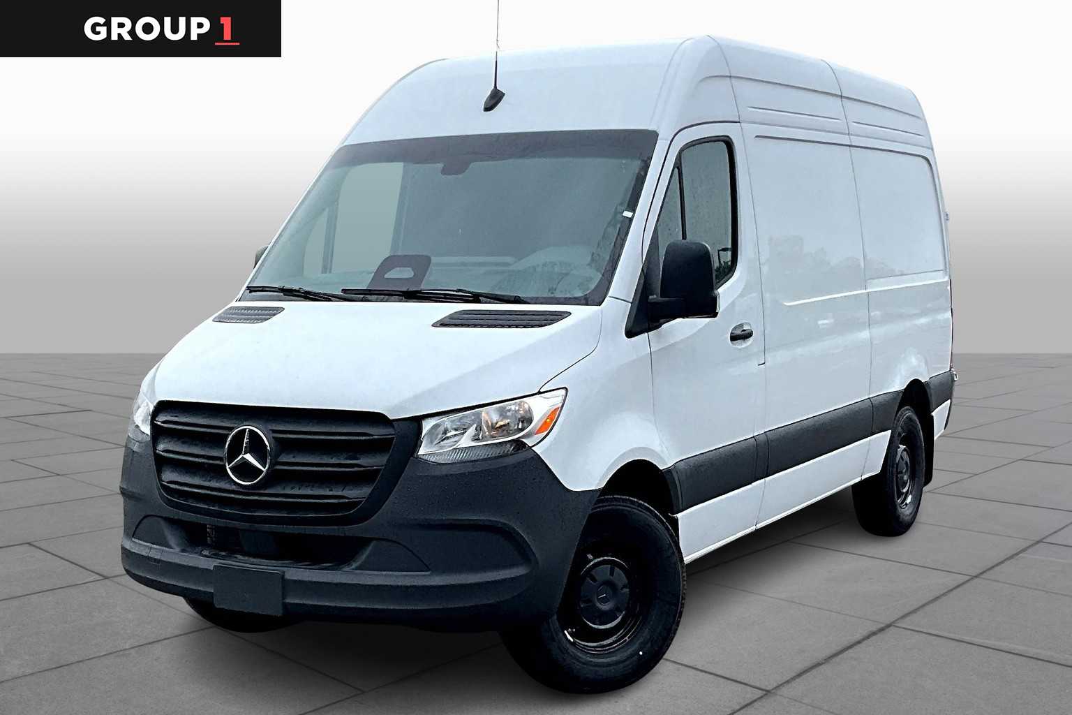 2025 Mercedes-Benz Sprinter Cargo Van Base's photo